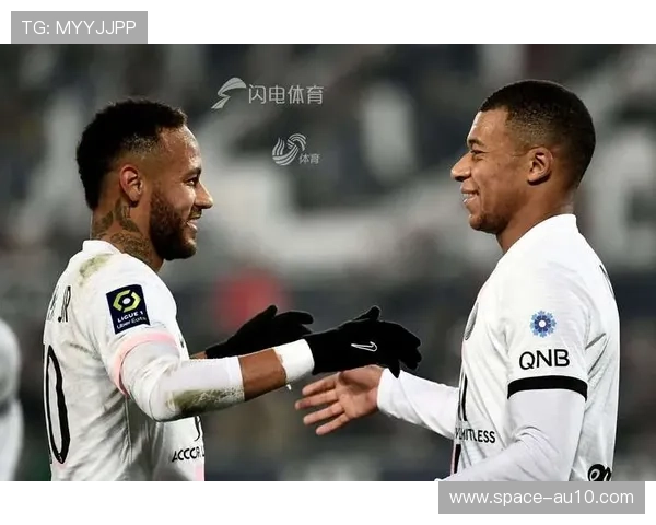 内马尔:姆巴佩留队对球队至关重要