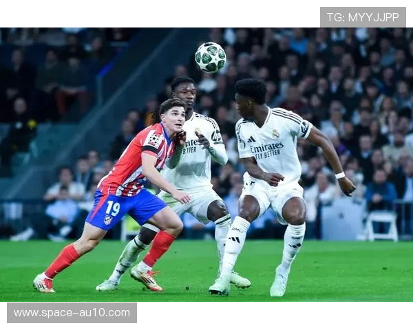 卡马文加：中场全能表现源于日常刻苦训练